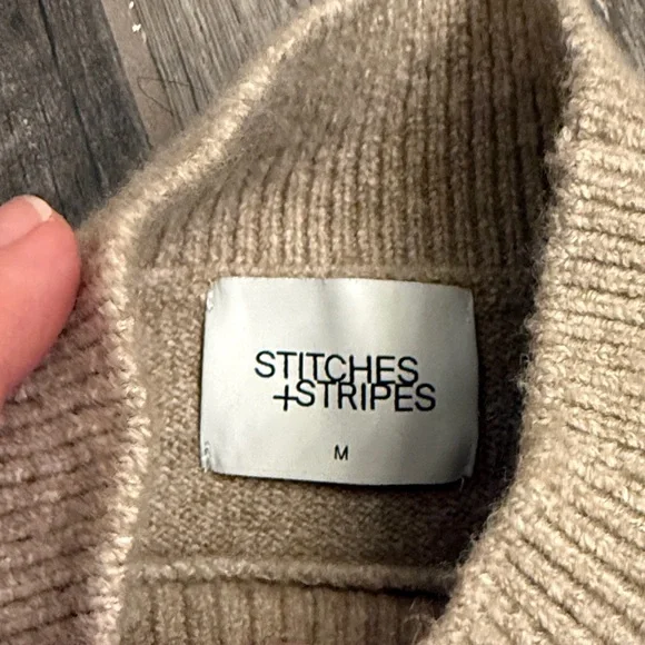 Elegant Tan Turtleneck Sweater Vest - Picture 2 of 5